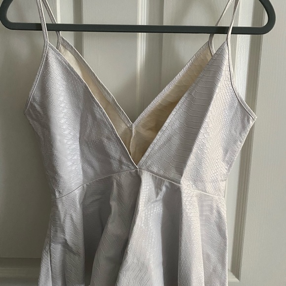 Faux Leather Embossed Tank Top - Picture 2 of 6